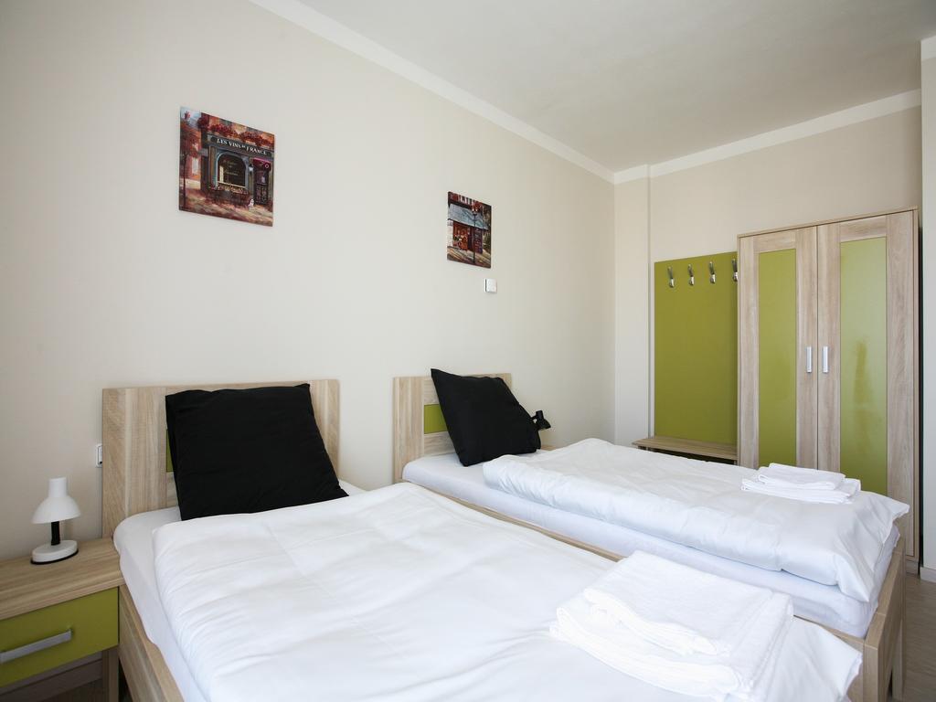 Nad Kralovnou Hotel & Restaurant Prag Zimmer foto