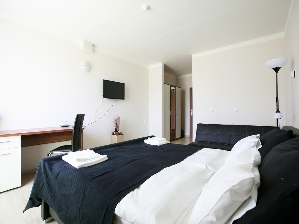 Nad Kralovnou Hotel & Restaurant Prag Zimmer foto